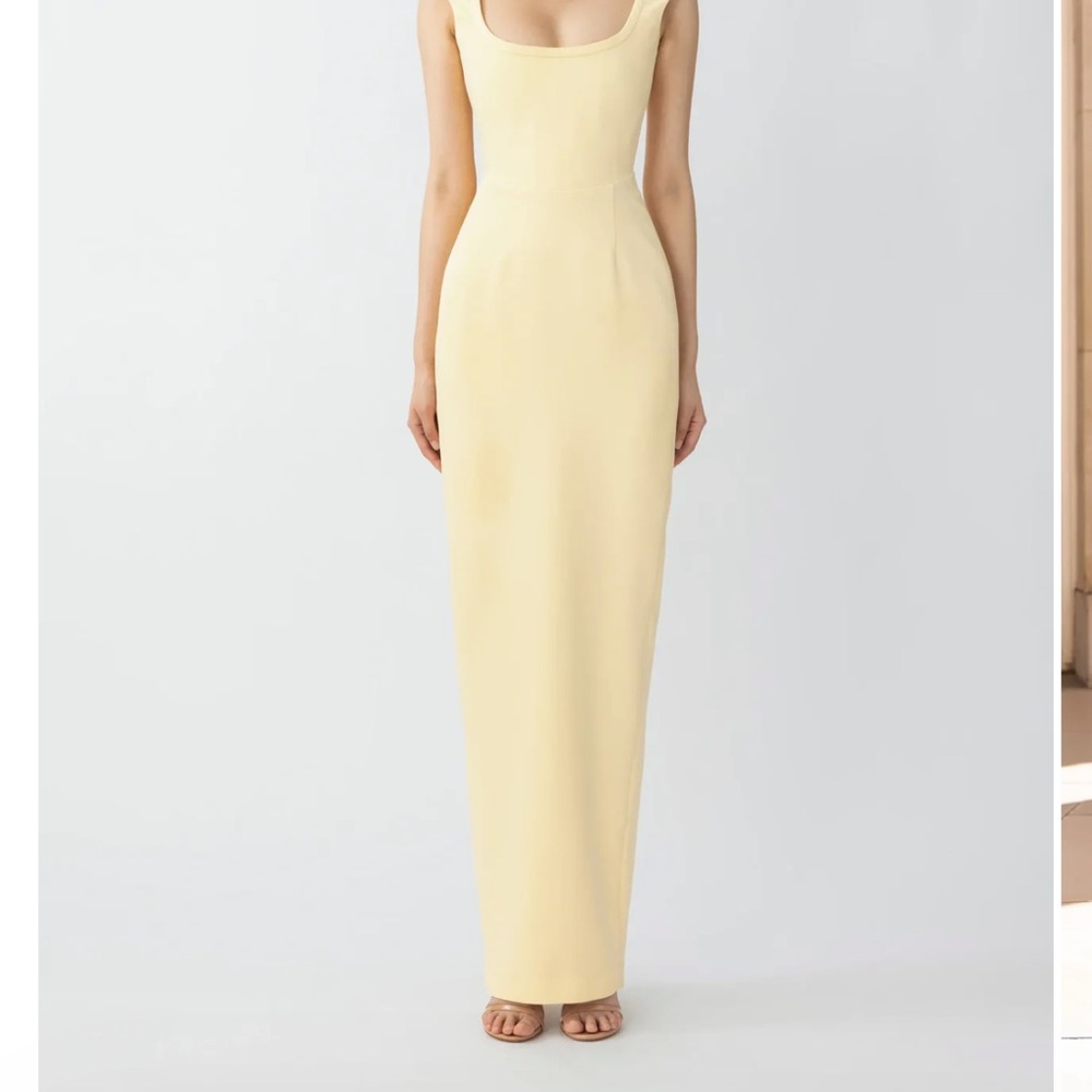 Chic Sleeveless Maxi Dress